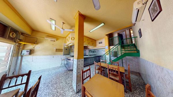 Local en calle Torres Quevedo s/n