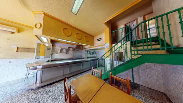 Local en calle Torres Quevedo s/n