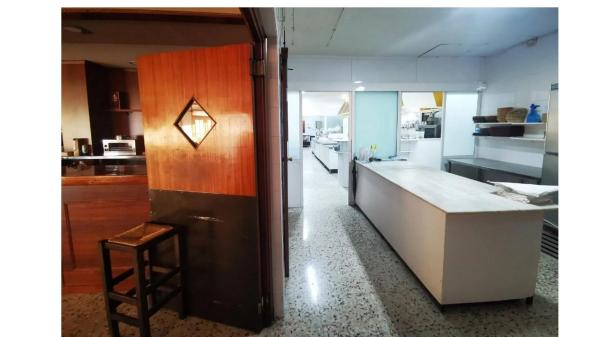 Local en carretera de Castalla