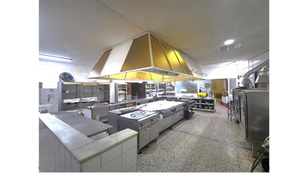 Local en carretera de Castalla