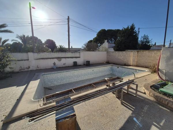 Nave en Haygon - Universidad