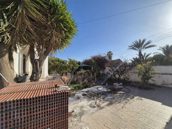 Nave en Haygon - Universidad