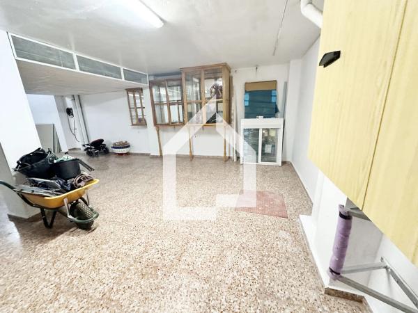 Local en calle Cura Francisco Maestre