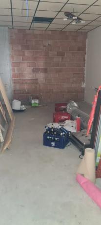 Local en calle la Huerta, 19