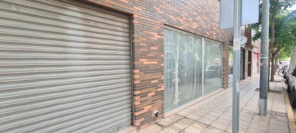 Local en calle la Huerta, 19