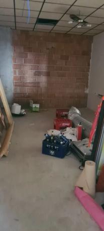 Local en calle la Huerta, 19