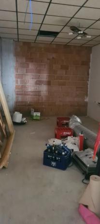 Local en calle la Huerta, 19