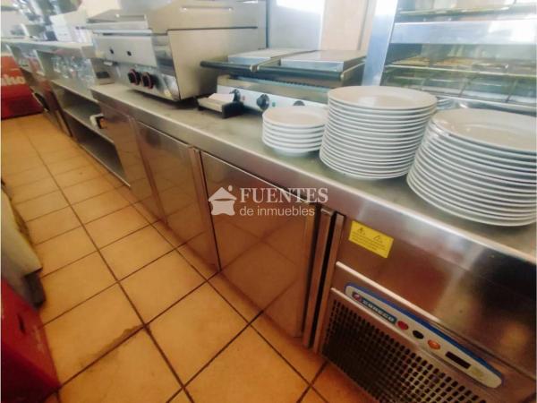 Local en calle Alcalde Mariano Beviá