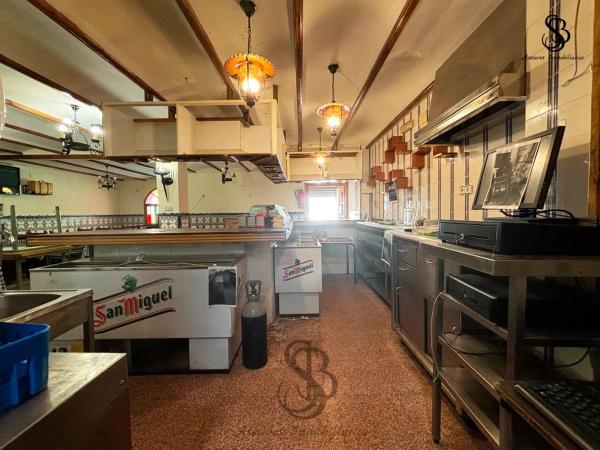 Local en calle de Laborinquen