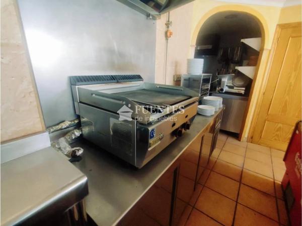 Local en calle Alcalde Mariano Beviá