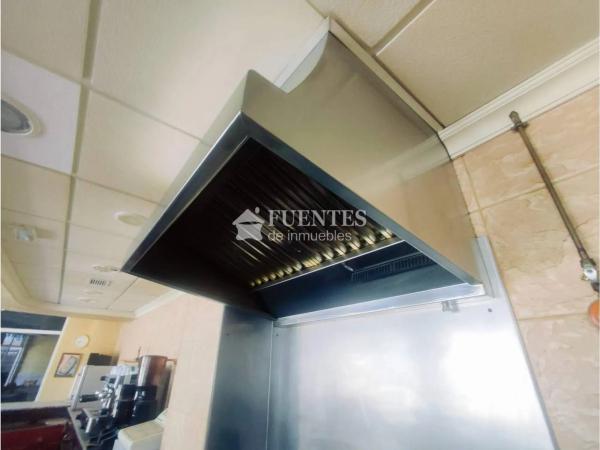 Local en calle Alcalde Mariano Beviá