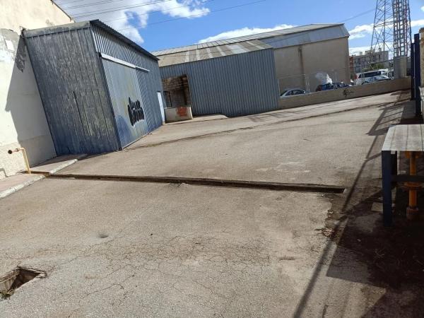 Nave en calle Rosalía de Castro