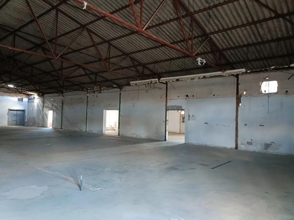 Nave en calle Rosalía de Castro