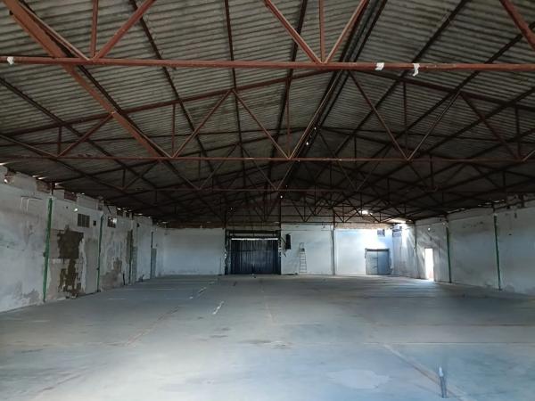 Nave en calle Rosalía de Castro