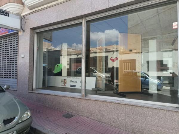 Local en rentabilidad en calle San Carlos, 23