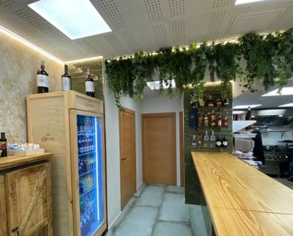 Local en carretera de Agost