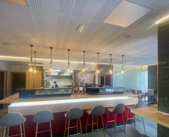 Local en carretera de Agost