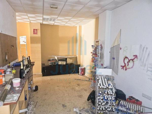 Local en calle Pintor Murillo, 16