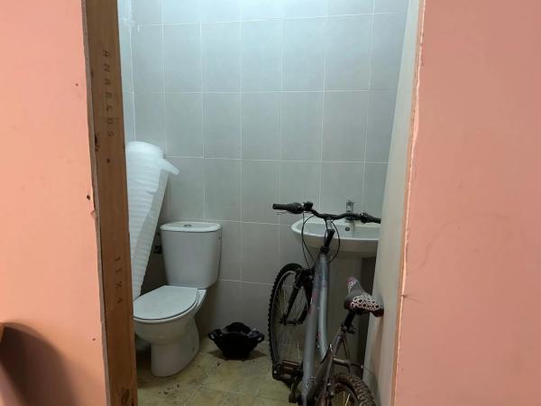 Local en calle Madrid, 18