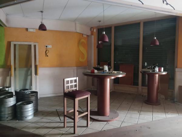 Local en calle Dénia, 29