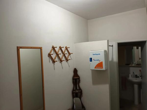 Nave en carretera de Agost, 97