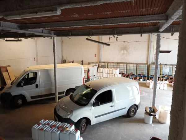 Nave en carretera de Agost, 97