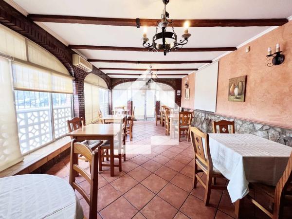 Nave en calle Pío Baroja