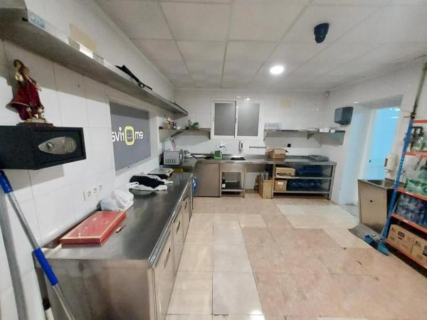 Local en calle Colonia Santa Isabel