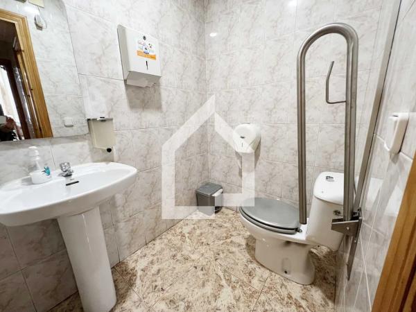 Local en avenida blasco ibañez s/n