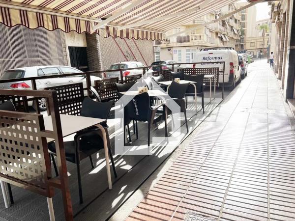 Local en avenida blasco ibañez s/n