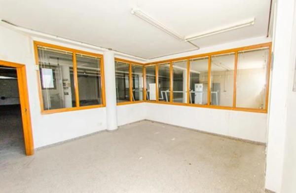 Local en calle Rafael Laliga Pérez