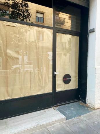 Local en calle Na Saurina d'Entença