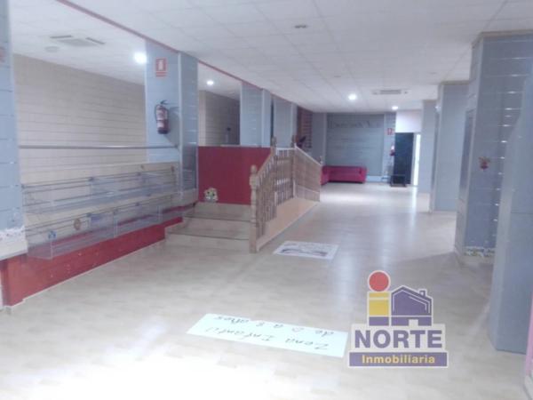 Local en Barri Zona Nord