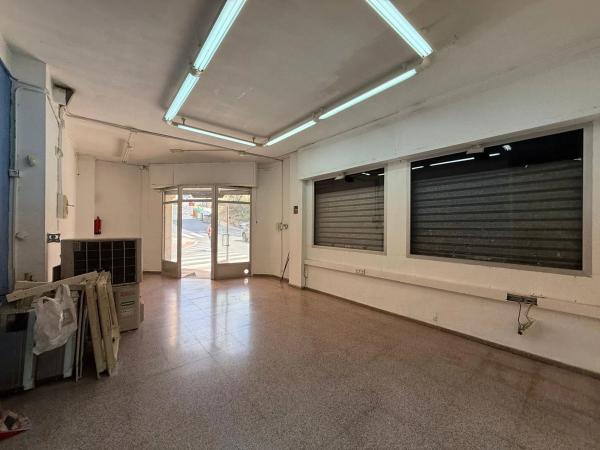 Local en calle Isabel la Católica, 41