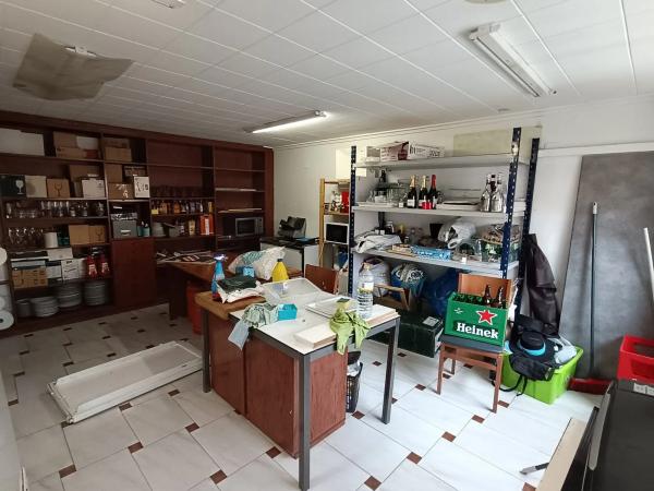 Local en rentabilidad en avenida de Juan Carlos i