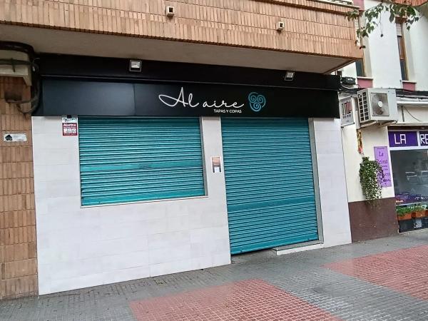 Local en rentabilidad en avenida de Juan Carlos i