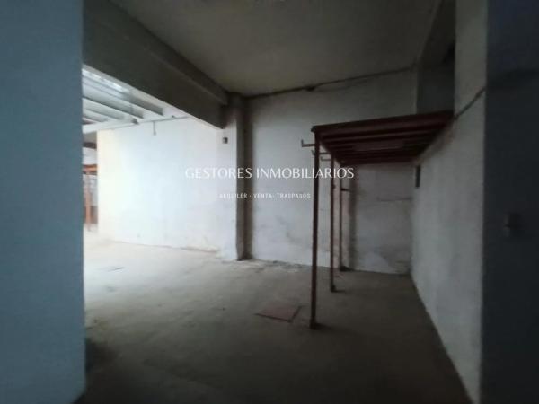 Local en calle Anselm Aracil