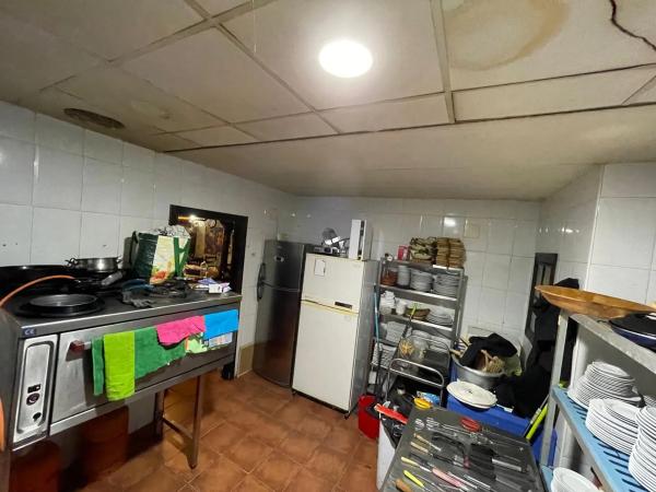 Local en calle Cid, 93