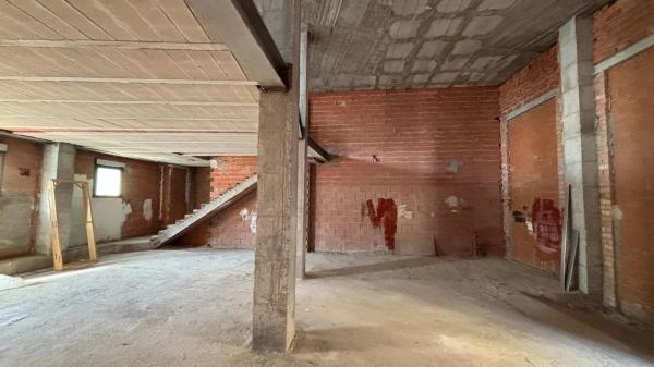 Local en Centro - Zona Alta