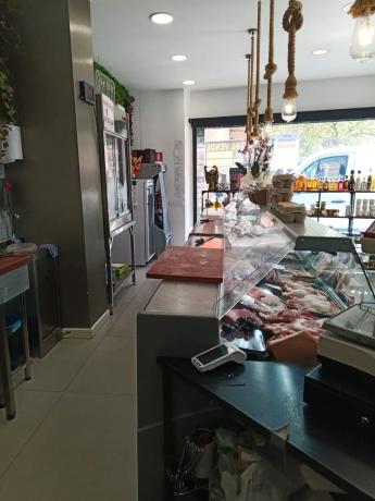 Local en calle Ramón y Cajal, 5