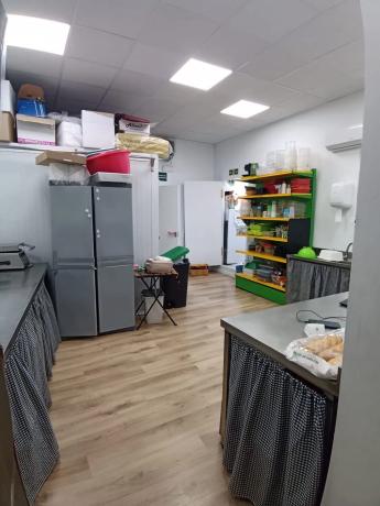 Local en calle Ramón y Cajal, 5