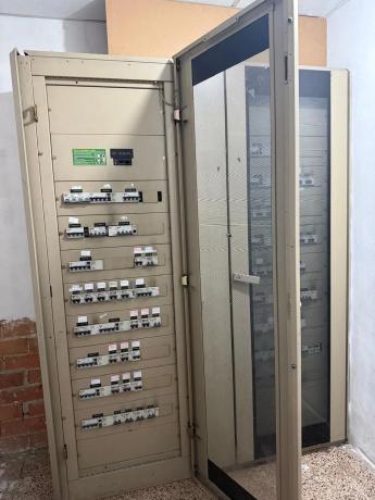 Local en alameda Camilo Sesto, 79