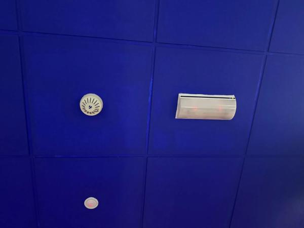 Local en alameda Camilo Sesto, 79