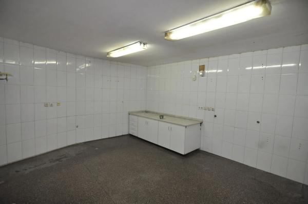 Local en calle de Laporta, 9