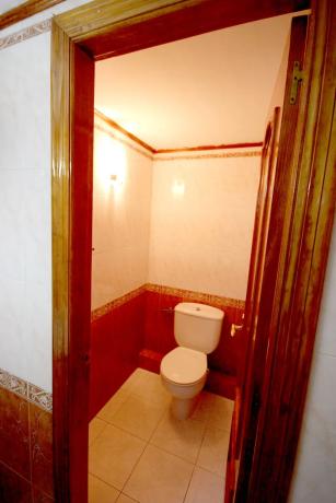 Local en calle Joan Fuster, 11