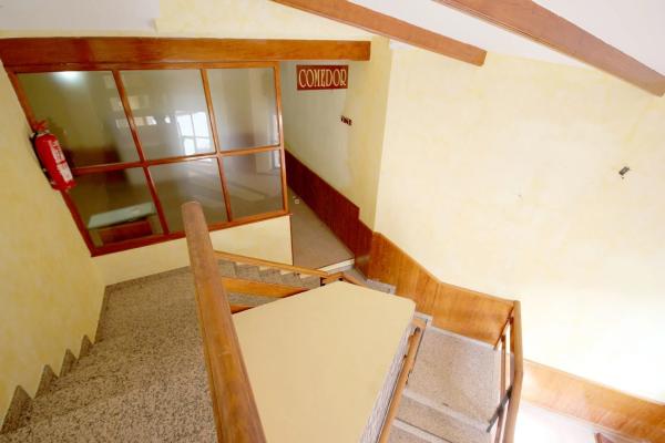 Local en calle Joan Fuster, 11