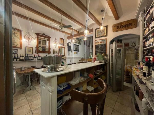 Local en calle Mossèn Torregrosa, 21