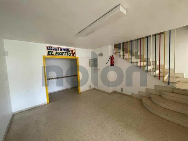 Local en calle Oliver