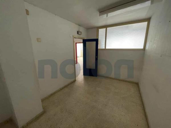 Local en calle Oliver