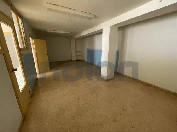 Local en calle Oliver